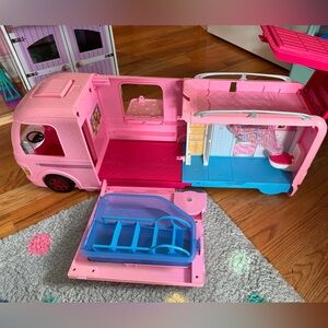 Barbie camper